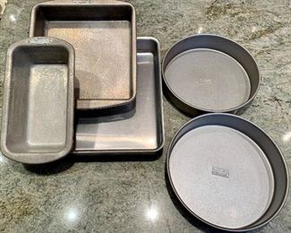 Item 258:  Lot of assorted cake pans: $14