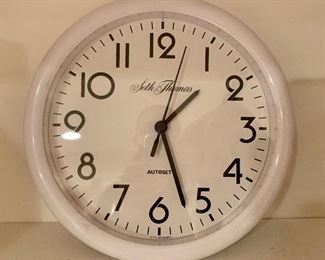 Item 186:  Seth Thomas clock: $5