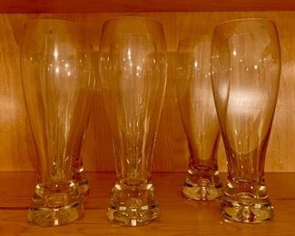 Item 304:  6 Pilsners: $18