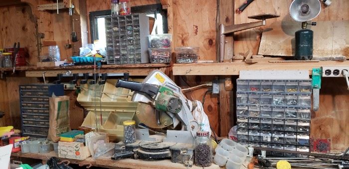 Miter Saw   Lots of Hardware