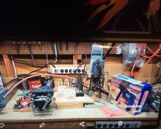 Drills   Vise   Bits