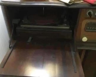 Phonograph to RCA Victrola cabinet