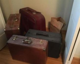 Vintagevsuitcases