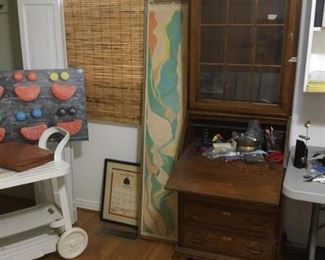 Curio cabinet