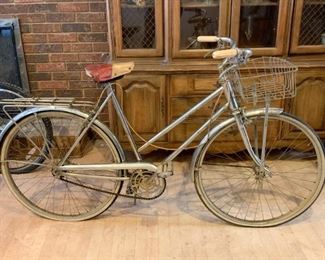 $75 - Vintage Sears Fleetwood Ladies Bicycle / Bike