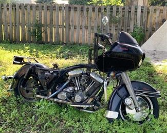 Harley Davidson Motorcycle (has been sitting outside for awhile)