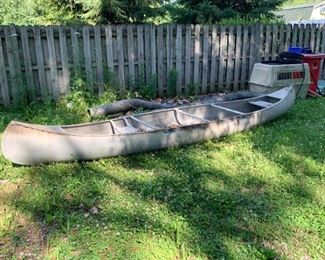 $175 - Canoe