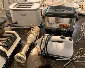 Toaster, Deep Fryer, Hand Mixer, Knife Sharpener