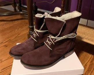 $18 - Women's Eric Michael Boots, New in Box (Size 41)