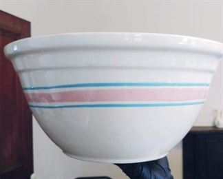 4 large vintage McCoy bowls.