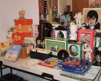 Figurines, Elvis memorabilia