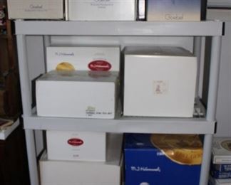 Empty boxes for Hummels