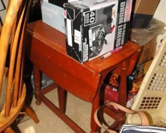Small drop leaf table $35