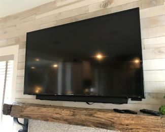 Samsung TV with Sound Bar Speakers