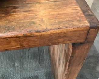 Solid wood, Sofa table in Tuscan Chestnut