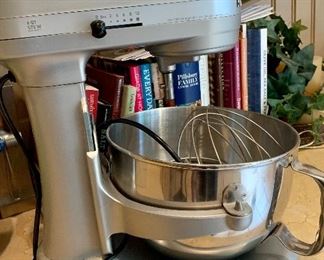 $150 Kitchen Aid Stand Mixer As shown