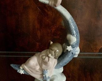 $75 Lladro Heaven's Lullabye #6583;  9"H