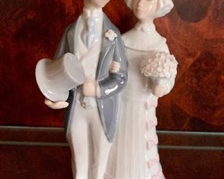 $30 Lladro Bride and Groom $4808 Cake Topper ;7 3/4" H