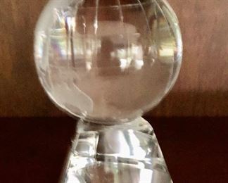 Hoya glass globe 4"H