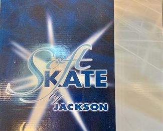 $45 Figure Skates. New in Box. Size 4.