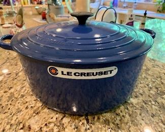 $435 Le Creuset  Round Dutch Oven- BRAND NEW!!