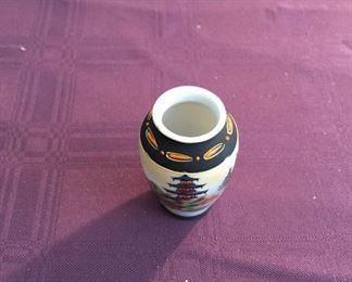 LOW STARTING BIDS!&nbsp; THIS IS AN EXCITING AUCTION!&nbsp; JOIN IN! REGISTER AND BID AT

www.estate48.com

Lot #	Lot Name
4	Vintage Pair of 28 x 19" Framed Chinese Emperor & Empress Formal Portrait Art
5	18.5" D 22" H Antique Wooden Table with Roman Chariot Themed Top
8	Antique 7 x 10" 3D Framed Art Piece Shakespeare's Home
9	16 x 28" Antique Wood Frame Mirror with Hand Painted Venetian River Scene
10	Antique Oil on Canvas Framed 25.5 x 53" Signed by Artist M. Koran
12	MCM 26" Tall Freeform Metal Statue on Granite Base Hand Signed by The Artist Sam Radoff
13	Antique Pooshup Tabletop Pinball Game 1933 11 x 18"
16	39.5 x 71" Slab of Black Marble with Rounded Finish
320	11" Antique Floral Themed Open Air Porcelain Container
321	12" Memphis Style Handcrafted Vase
322	12.5" Hand Signed Raku Vase by The Merry Potter
323	Vintage 13" Ceramic Vase with 2 Lion Medallions on Metallic 4 Legged Base
324	2.5" Vintage Japanese Hand Painted Porcelain Vase/Urn Featuring Pagoda Village Scene
325	3 Piece Lot of V