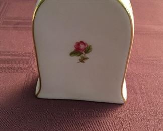 LOW STARTING BIDS!&nbsp; THIS IS AN EXCITING AUCTION!&nbsp; JOIN IN! REGISTER AND BID AT

www.estate48.com

Lot #	Lot Name
4	Vintage Pair of 28 x 19" Framed Chinese Emperor & Empress Formal Portrait Art
5	18.5" D 22" H Antique Wooden Table with Roman Chariot Themed Top
8	Antique 7 x 10" 3D Framed Art Piece Shakespeare's Home
9	16 x 28" Antique Wood Frame Mirror with Hand Painted Venetian River Scene
10	Antique Oil on Canvas Framed 25.5 x 53" Signed by Artist M. Koran
12	MCM 26" Tall Freeform Metal Statue on Granite Base Hand Signed by The Artist Sam Radoff
13	Antique Pooshup Tabletop Pinball Game 1933 11 x 18"
16	39.5 x 71" Slab of Black Marble with Rounded Finish
320	11" Antique Floral Themed Open Air Porcelain Container
321	12" Memphis Style Handcrafted Vase
322	12.5" Hand Signed Raku Vase by The Merry Potter
323	Vintage 13" Ceramic Vase with 2 Lion Medallions on Metallic 4 Legged Base
324	2.5" Vintage Japanese Hand Painted Porcelain Vase/Urn Featuring Pagoda Village Scene
325	3 Piece Lot of V