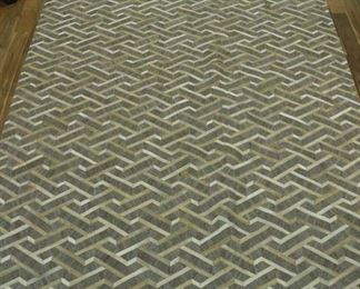 9.5X13.5' Hand Stitch Hide Berlin Silver/Ivory Area Rug
