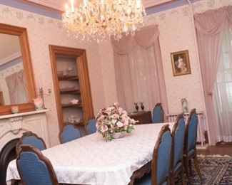 Berkey & Gay 16 piece dining room set