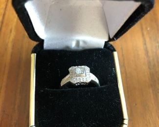 14KT White Gold 1/2 Carat Fashion Ring