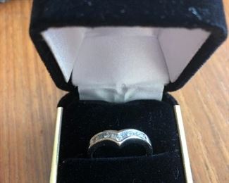 10KT White Gold 1/2 Carat Diamond Chevron Ring