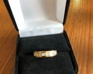 14KT Yellow Gold 1 Carat Princess Channel Band