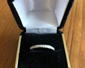 10KT White Gold 1/4 Carat Diamond Band