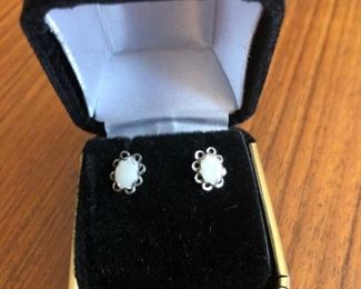 14KT White Golf Vintage Oval Opal Earrings