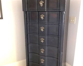 tall 7 drawer chest by Drexel Heritage 