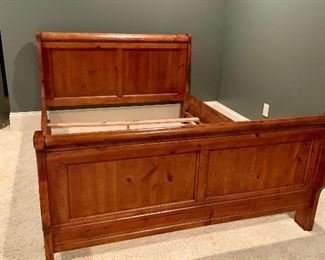 Queen size bed