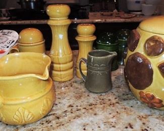 retro stoneware kitchen items