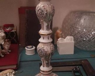 Vintage Capidimonte Candle stick 12 inches tall $25
Please check terms and conditions
TEXT ONLY 626 676 4202
18