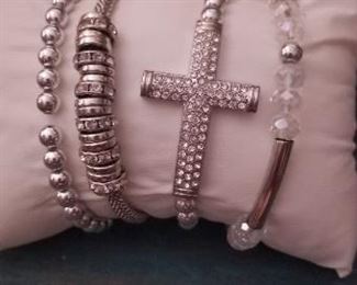 4 stretch fancy bracelets
$20.00
PLEASE CHECK TERMS AND CONDITIONS
#25