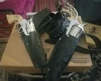 Pair Vintage Mattel Fanner pistols  with originial black holsters  Never used  295.00 
Please check terms and conditions
TEXT ONLY 626 676 4202
3