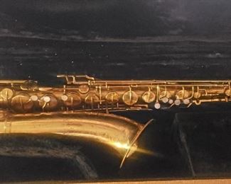 Rare 1935 Martin low pitch standard  model alto Saxphone serial # 11645 great shape 
Please check terms and conditions
$650 obo

2TEXT ONLY 626 676 4202