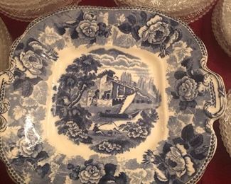 Wedgewood cake plate 