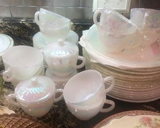 Set of federal Moonglow dishes 
Irredecent 