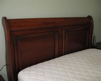 $250.00, Queen bed set excellent condition