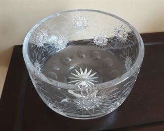 Large cut crystal bowl
