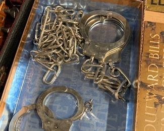 hand cuffs
