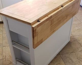 moveable kitchen island $250