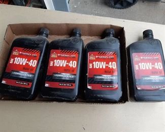 4 Quarts 10W-40 Oil