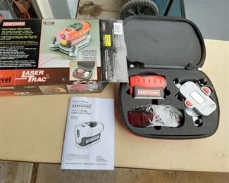 Craftsman Laser TracTM Level with Carrying Case and Laser Enhancing Glasses