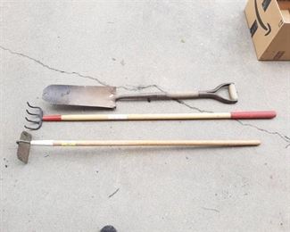Long Handles Tools - Sharpshooter, Hoe and Cultivator